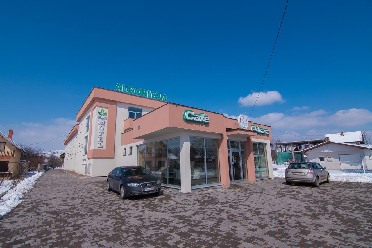 Laurus Motel Airport Tuzla Zivinice Bagian luar foto